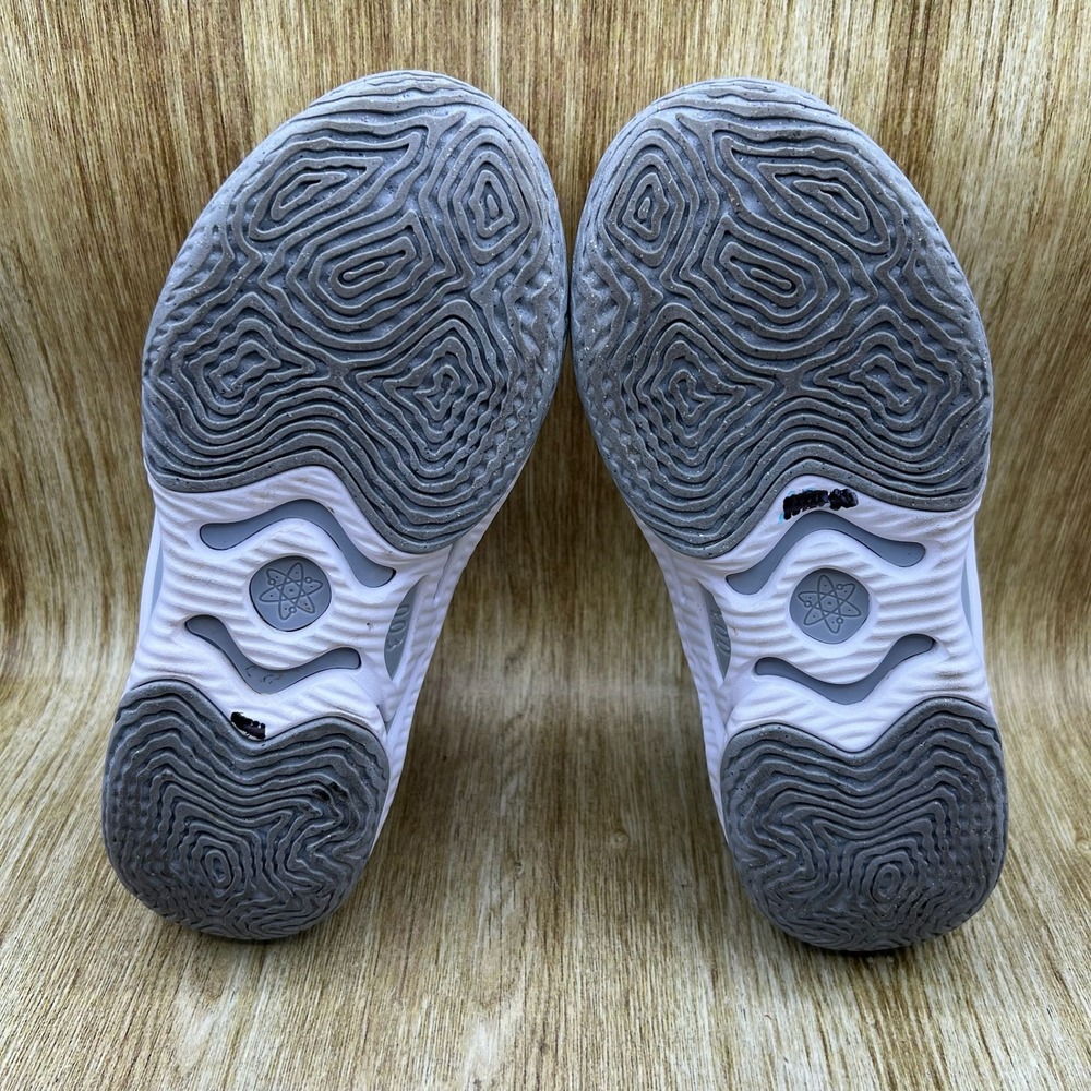Nike Cosmic Unity 3 Men's Size 8 Wolf Grey Basketball Shoes Sneakers DZ2906-001 - Picture 8 of 10